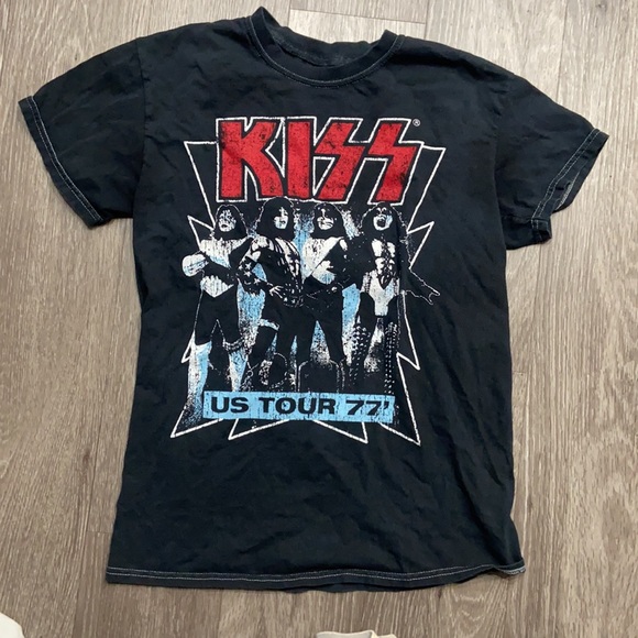 Graphic Tee Shirt Bundle - Picture 3 of 4